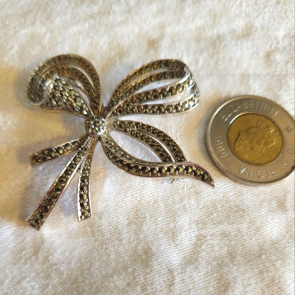 Sphinx Vintage Silver Bow with Marcasite Gems - Picture 7 of 9